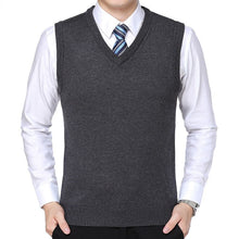 Load image into Gallery viewer, New 2019 Knitted Pullover Male V-Neck Sleeveless Formal Business Homme Casual Knitwear Solid Men Thin Sweaters Vest J654